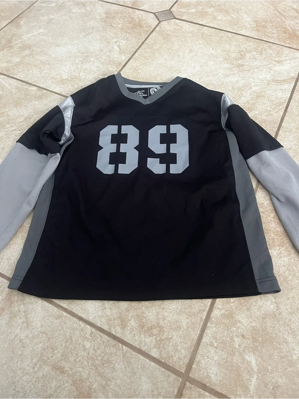 Men's Black & Gray Long-Sleeve Sweater Jersey - 89 Graphic